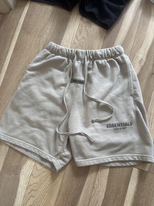 Essentials Shorts Pantaloni Scurti Essentials