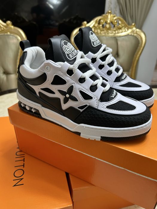 Adidasi Luis Vuitton nou