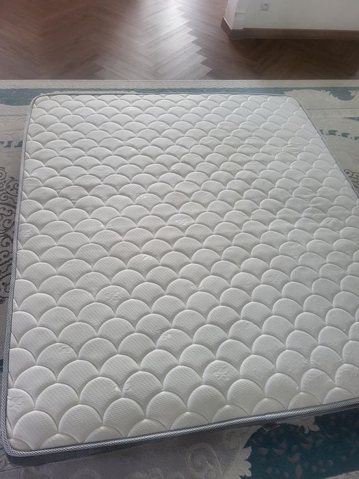 Продам б/у матрас