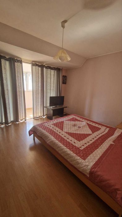 Продава се Тристаен апартамент в Варна, Лятно кино Тракия - 97 кв.м за 1939 €/кв.м - Снимка #3