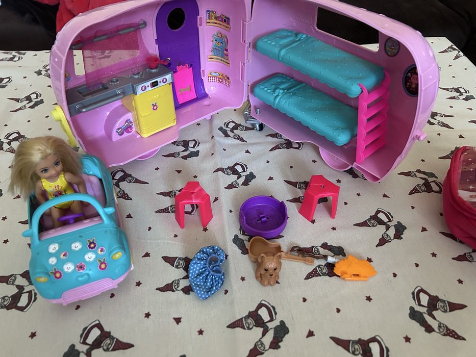 Barbie кемпер и кола