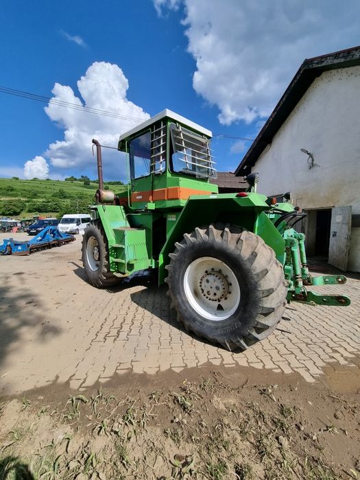Dezmembram tractor Zimbru 2200
