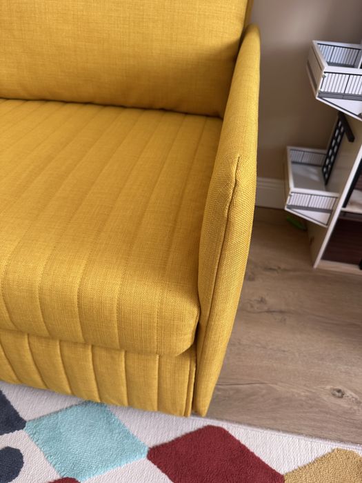 Canapea noua extebsibila Ikea