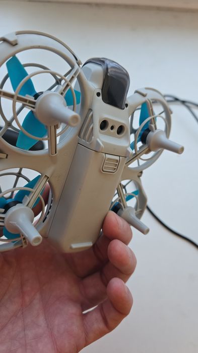 Сэлфи DJI Neo дрон 4К как новый