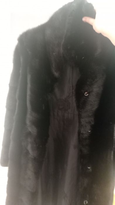 Продам шубу норковую