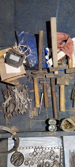 Продаются инструменты