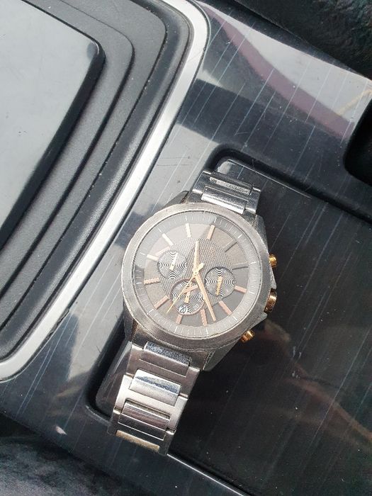 Часы Armani оригинальные продам