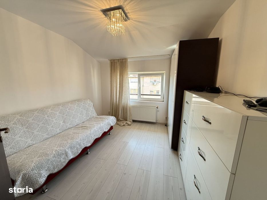 Apartament cu 3 camere, decomandat, 66 mp utili - Dambovita — fotografia 3
