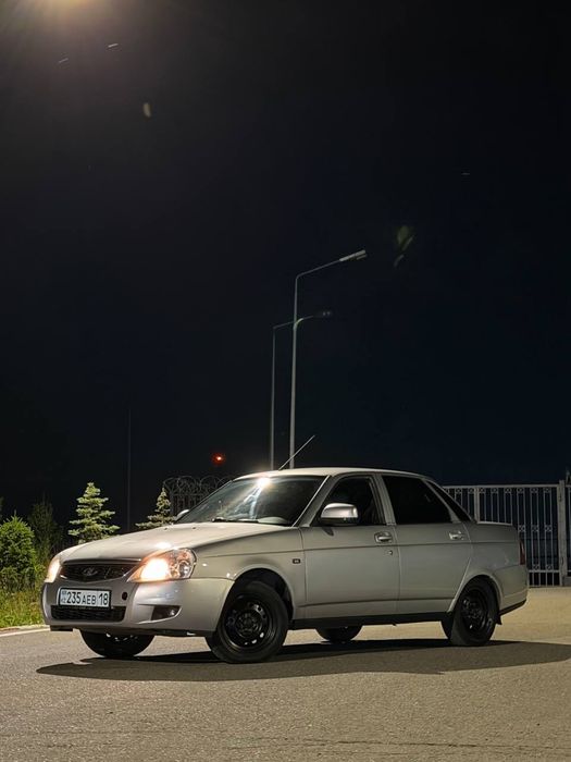 Продам Lada Priora 2