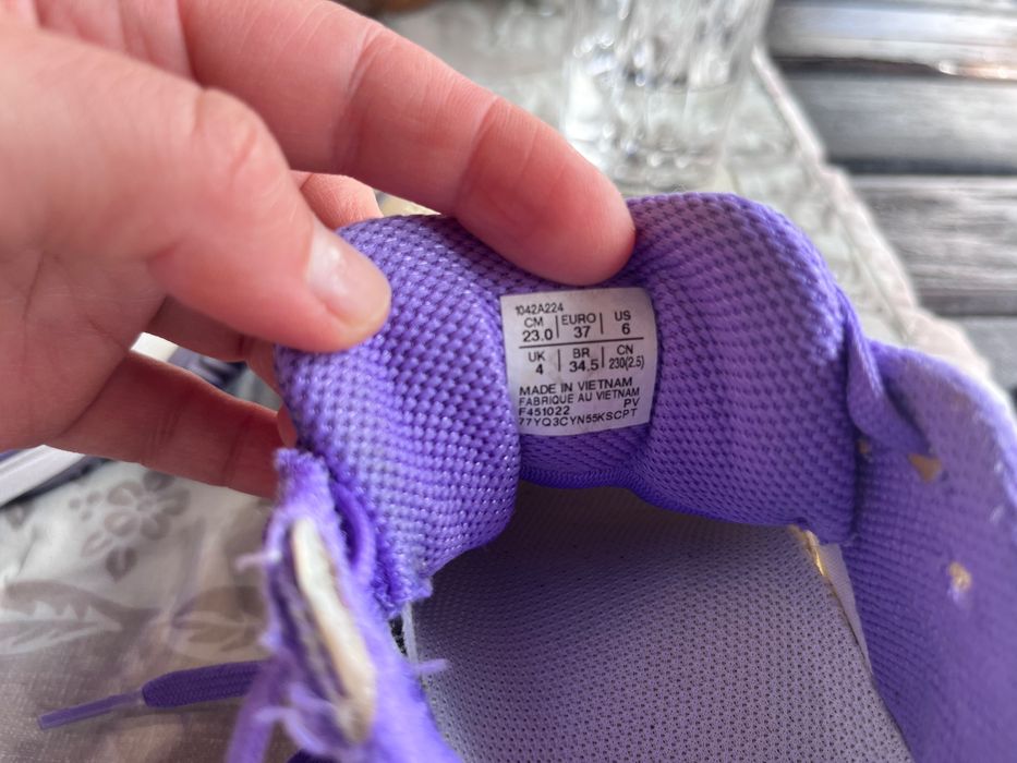 Маратонки Asics