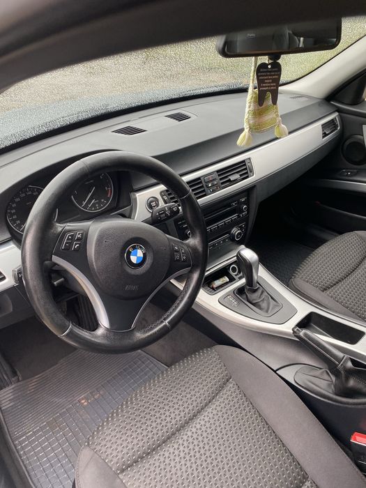 Vand bmw 318 d din 2011
