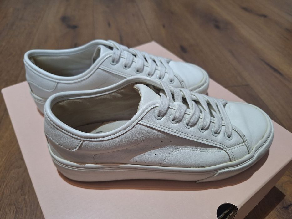 Adidasi dama Zara 36