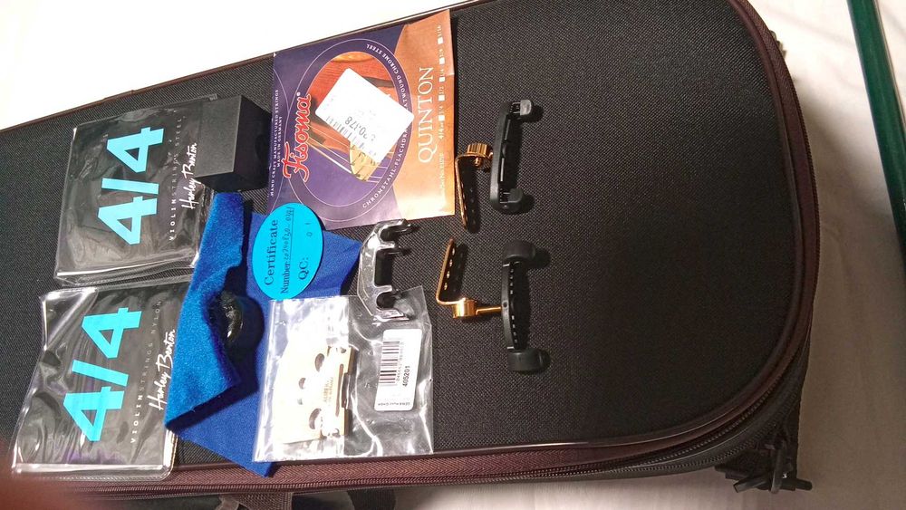 Set vioară înaltă calitate cu multe accesorii+ NOU si garanție 2 Ani