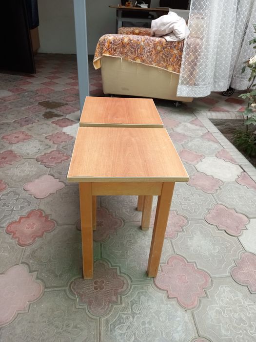 Продам табуретки деревянные.