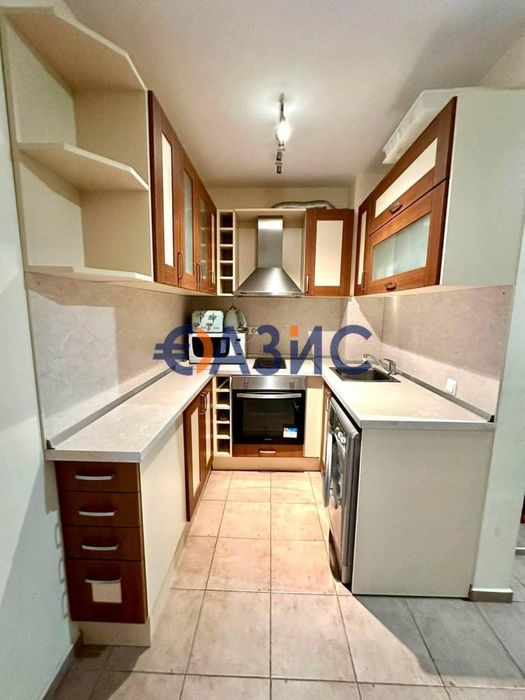 Продава се Тристаен апартамент в Свети Влас - 172 кв.м за 549 €/кв.м - Снимка #3
