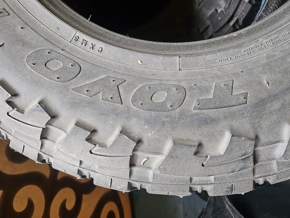 Продам б/у зимние шипованые шины