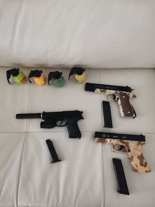 Pistol cu bile Glock 18, Eagle sau Colt Airsoft Propulsie Arc cu bile plastic 500buc