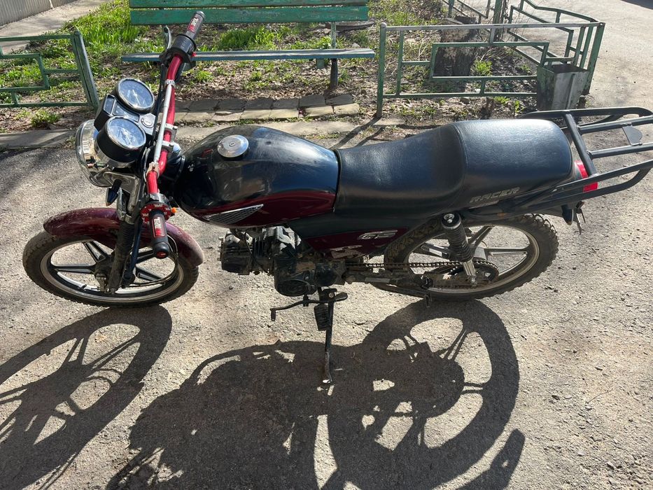 Продам мотоцикл ..