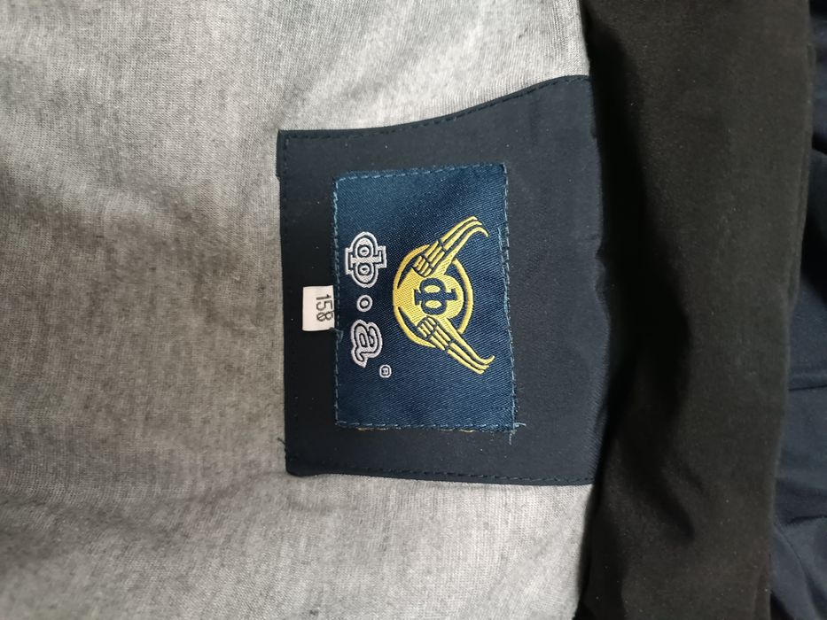 Продам куртку на мальчика