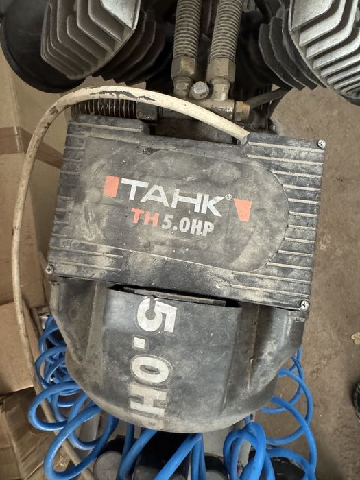 Продам компрессор Танк