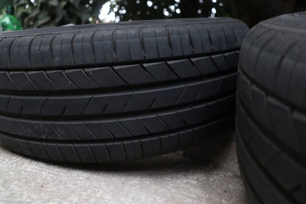 Летни гуми с джанти 16", Ford Fiesta