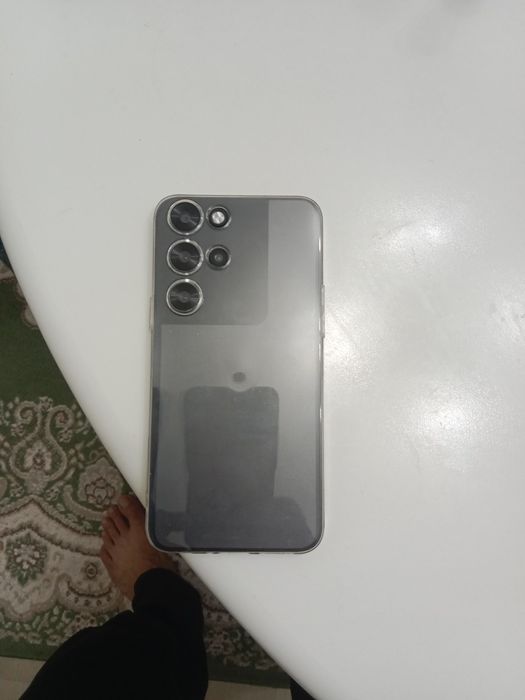 Смартфон с 25 ультра