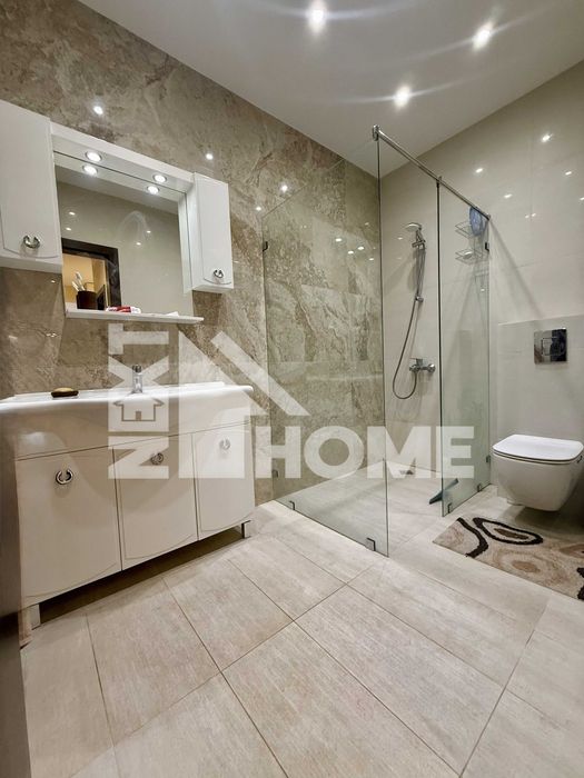 Продава се Тристаен апартамент в Пловдив, Кършияка - 99 кв.м за 2142 €/кв.м - Снимка #18