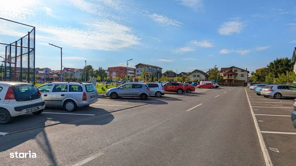 Apartament cu scara interioara - 2 camere,finisaje noi, metrou Berceni