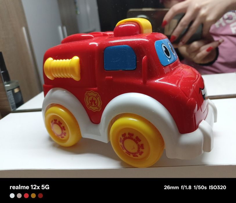 Playgro Активна играчка със светлини и звук КАМИОН JERRY'S CLASS