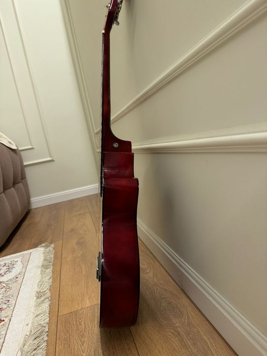 Продаю срочно Гитару