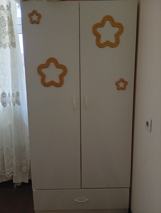 Shkaf detskiy holati yaxshi