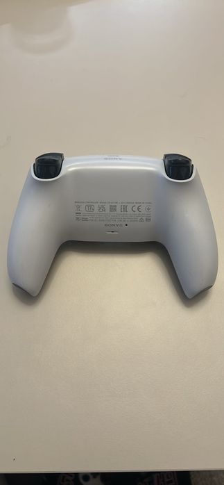 Контролер за PS5