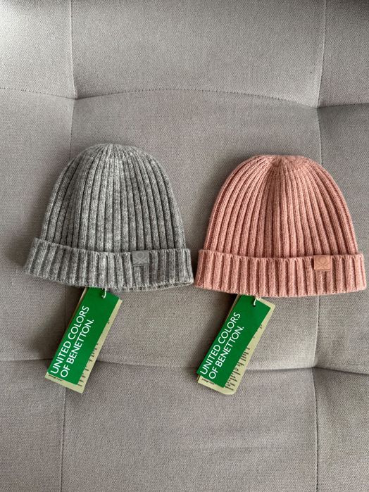 Бебешки зимни шапки Benetton – чисто нови