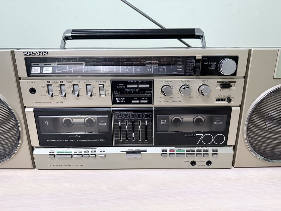 Магнитола радио кассета SHARP GF 700
