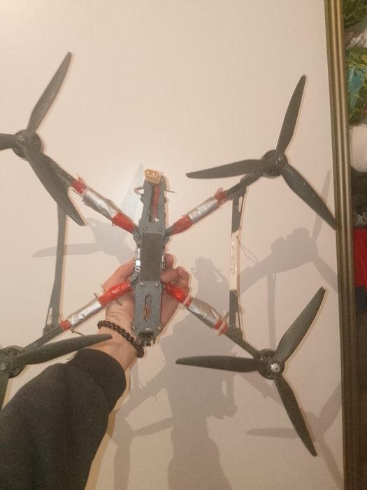 FPV DRON kamikaze