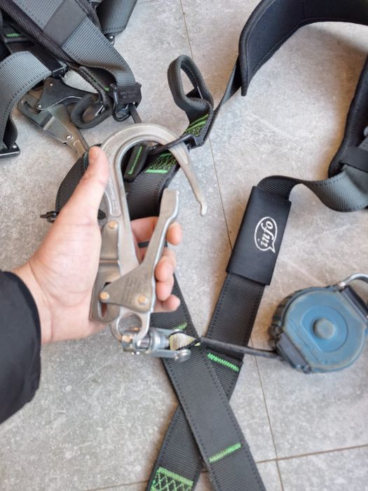 Ham de protecție lucru la înălțime -full body cu cârlige import OLANDA