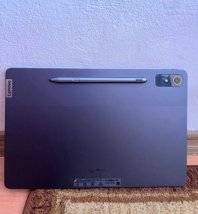 Tableta Lenovo Tab P12 cu Tab Pen Plus
