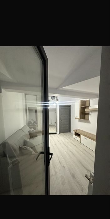 Inchiriez casa+mansarda