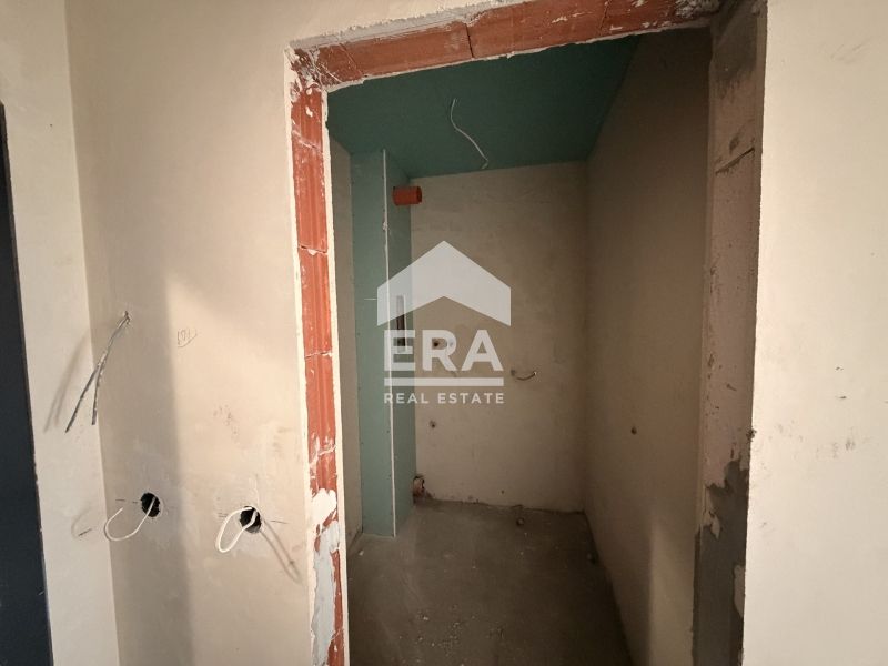 Продава се Двустаен апартамент в Варна, Владислав Варненчик - 67 кв.м за 1372 €/кв.м - Снимка #8