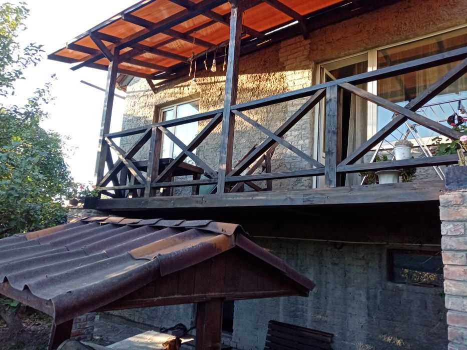 Продам кирпичный дом