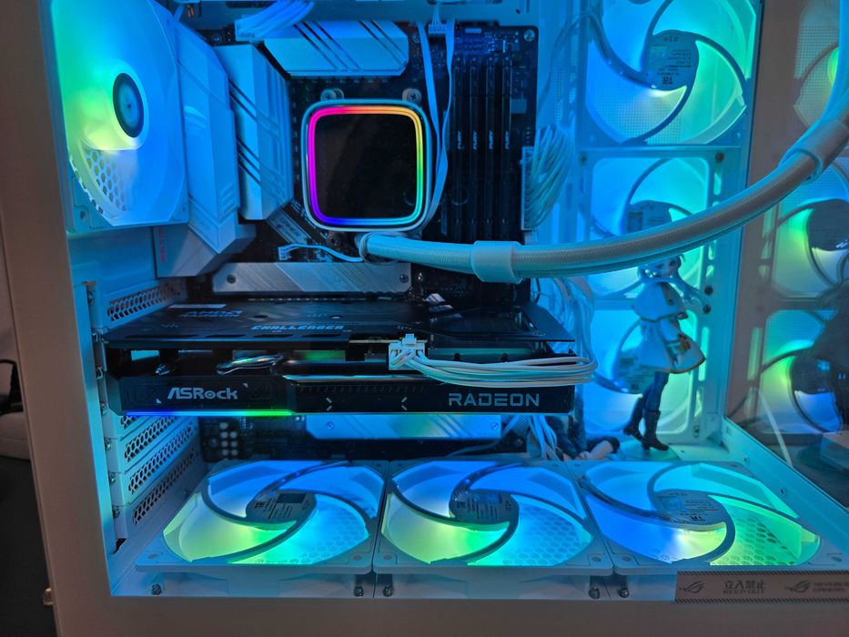 Видео карта RADEON RX 9060 XT 16 GB OC - ASRock в гаранция.