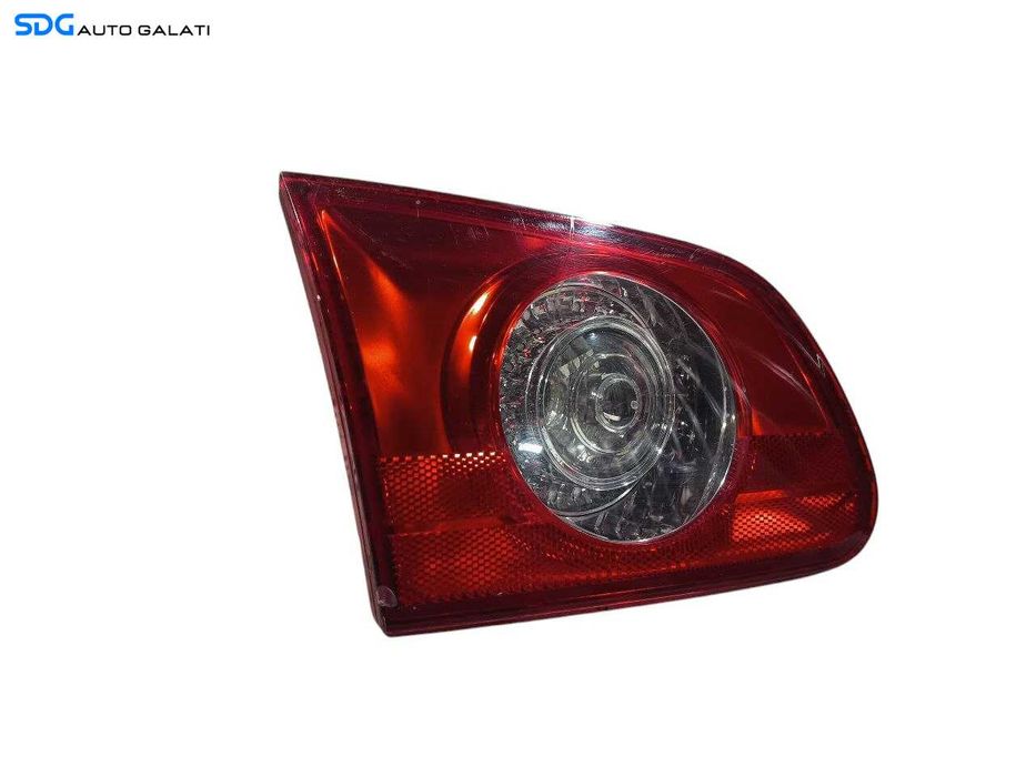 Stop Lampa Tripla Stanga de pe Haion Hayon Portbagaj Volkswagen Passat B6 (Defectul se vede in ultima poza) 2005 - 2010 Cod 3C9945093A [L6671]