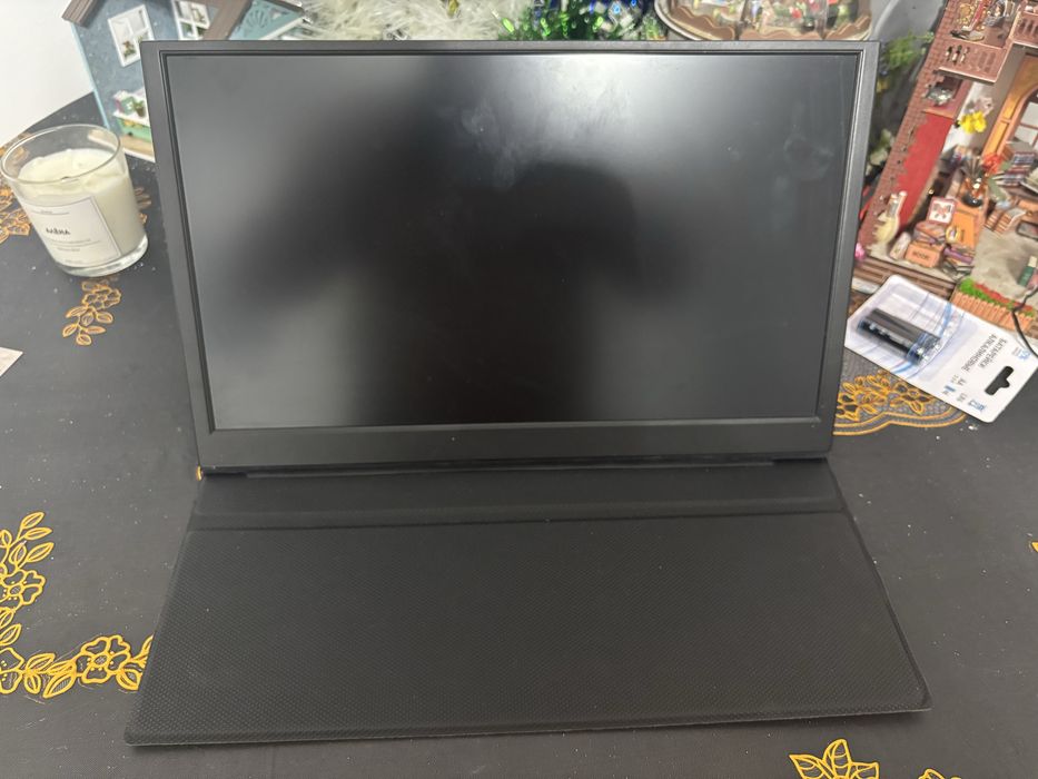 Портативный монитор