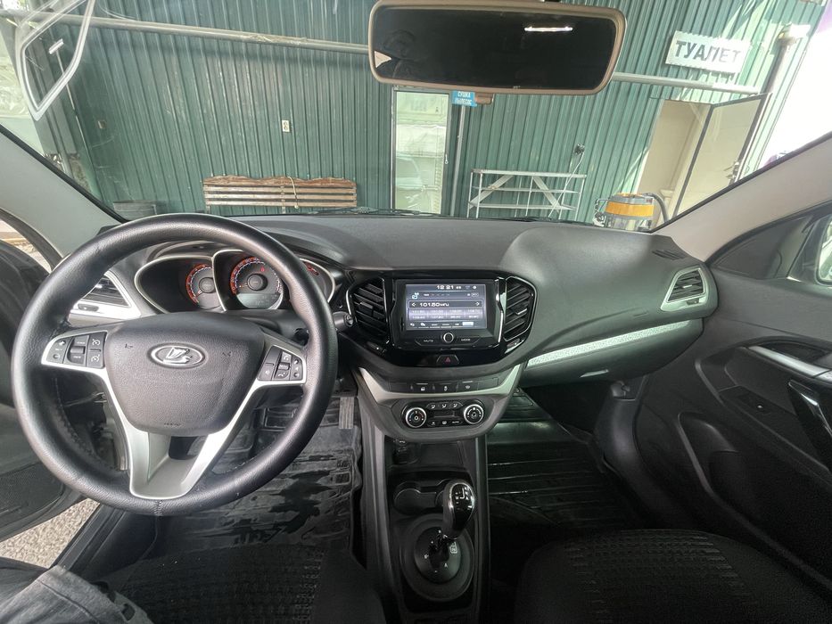 Lada vesta sw cross 1.8  2019