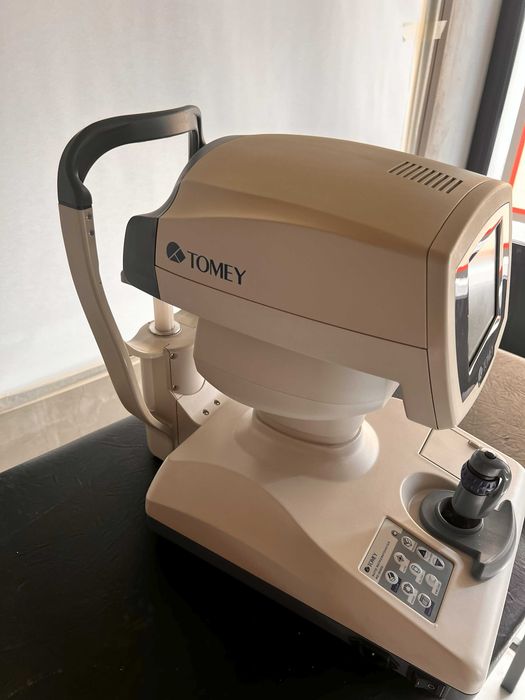 Vand Autorefractometru/Keratometru TOMEY RC-5000 (an fabricatie 2017)