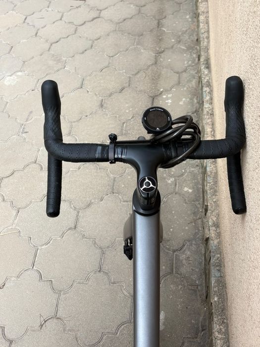Twitter R15 Air full carbon