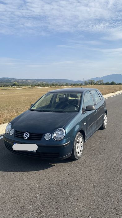 VOLKSWAGEN Polo