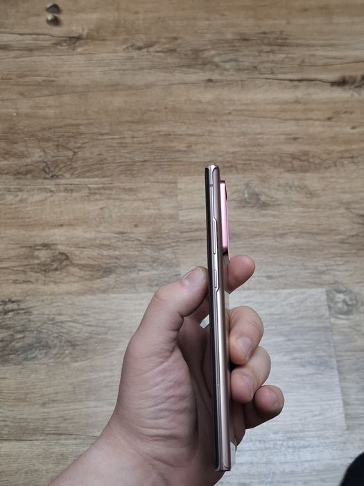 Samsung note 20 ultra 1500 lei