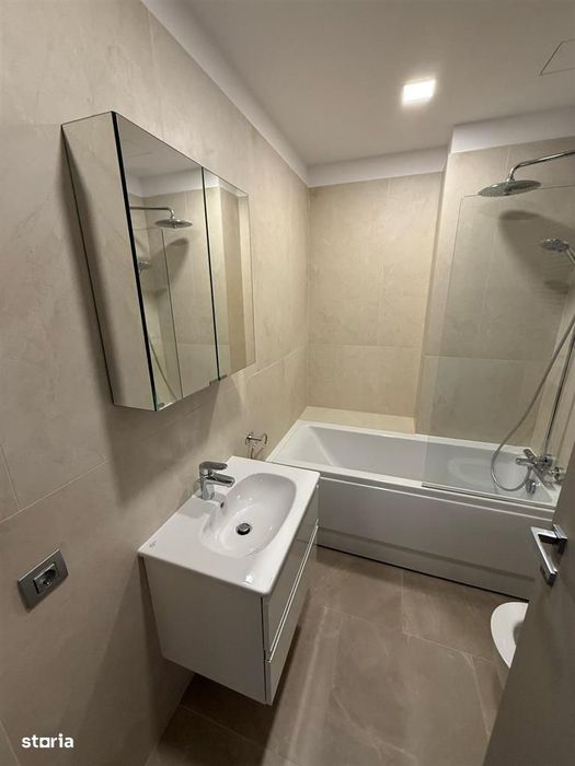 3 dormitoare l 3 bai l 3 balcoane l Buna Ziua