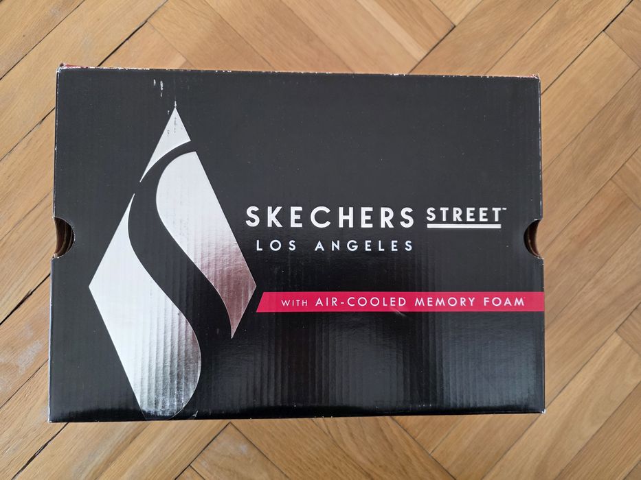 Дамски обувки Skechers номер 41.5